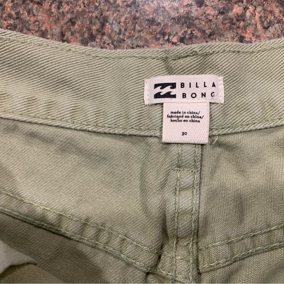 Billabong Shorts Size 30 - Picture 3 of 8